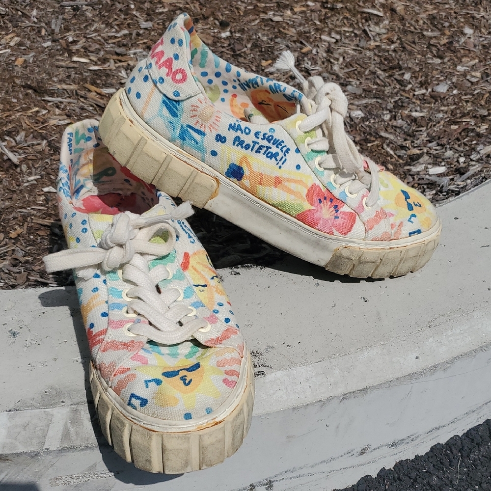 FARM Rio Multicolor Sunny Day Sneakers Size 9